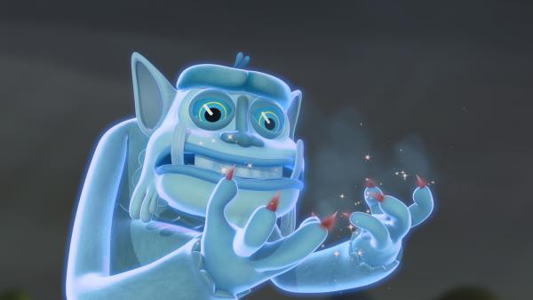 Bild 1 von 8: Der Eisgnomin wird endlich wärmer.