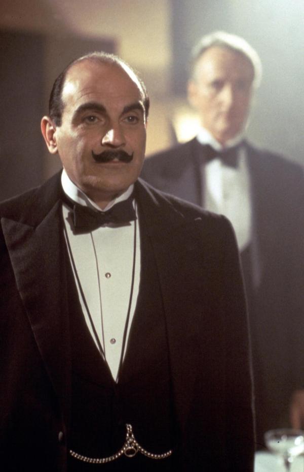 Bild 1 von 4: Im Bild: David Suchet (Hercules Poirot), Hugh Fraser (Hastings).