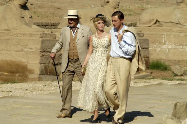 Bild 1 von 19: Im Bild: David Soul, Emily Blunt, JJ Field.