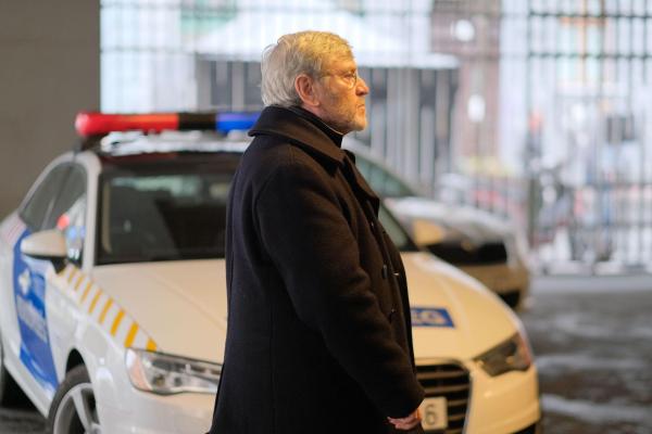 Bild 1 von 6: Julien Baptiste (Tchéky Karyo)