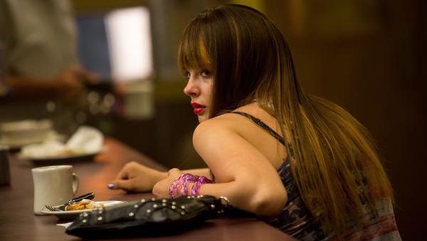 Bild 1 von 7: Teri (CHLOE GRACE MORETZ) befindet sich in den Fängen der Russen-Mafia