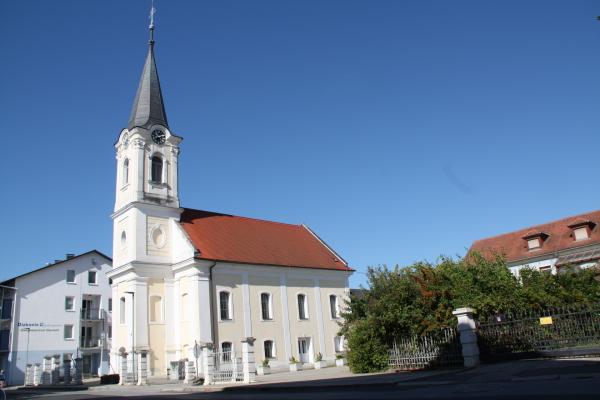 Bild 1 von 3: Die Evangelische Pfarrkirche Oberwart im Südburgenland