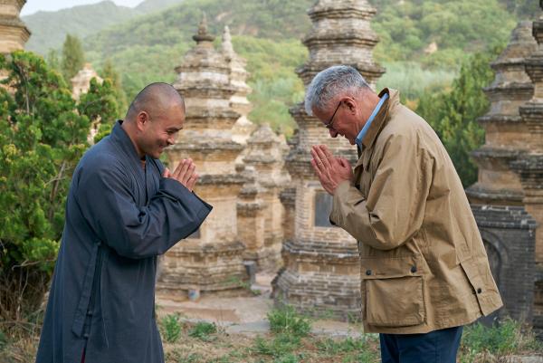 Bild 1 von 12: Austausch mit den Mönchen des Shaolin-Klosters