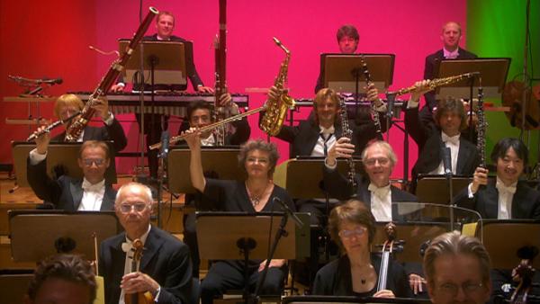 Bild 1 von 2: Das Titellied \