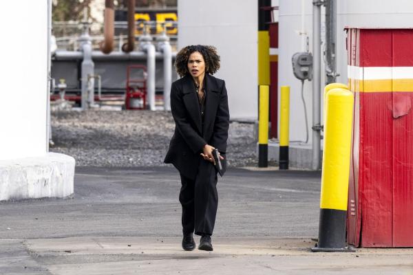 Bild 1 von 8: Sheryll Barnes (Roxy Sternberg)