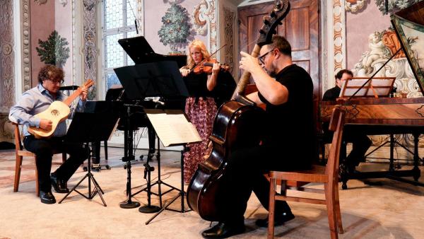Bild 1 von 10: Im Bild (v.li.): Rafael Bonavita, Mariya Nesterovska, Jan Krigovsky.