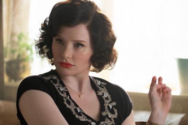 Bild 1 von 12: Sheila Dwight (Bryce Dallas Howard)
