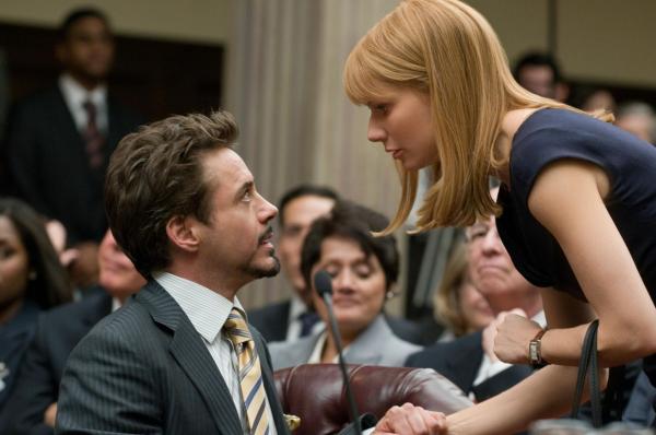 Bild 1 von 8: Tony Stark (Robert Downey jr., l.); Pepper Potts (Gwyneth Paltrow, r.)