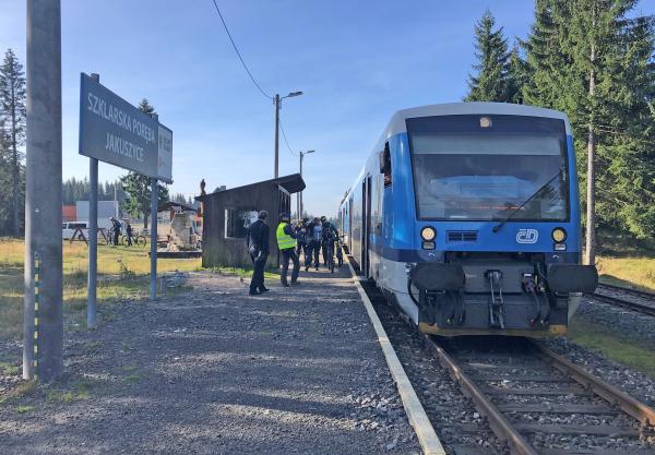 Bild 1 von 5: Jakuszyce, früher Jakobstal genannt, ist der am höchsten gelegene Bahnhof Polens. Als er und die Verbindung über den Neuweltpass 1902 gebaut wurde, war er der höchste Preußens.