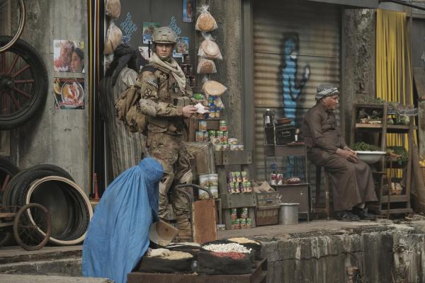 Bild 1 von 13: Angus MacGyver (Lucas Till)