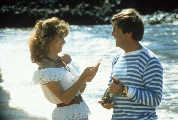 Bild 1 von 10: Jennifer Hart (Stefanie Powers, l.); Jonathan Hart (Robert Wagner, r.)