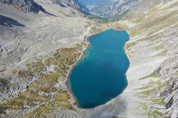 Bild 1 von 9: Im Bild: Der Dösener See in den Hohen Tauern ist der größte Karsee Kärntens.