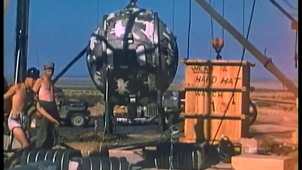 Bild 1 von 6: Vorbereitung zum ersten Atombombenversuch in Los Alamos