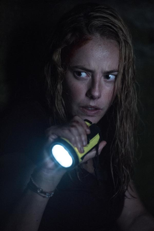 Bild 1 von 7: Haley (Kaya Scodelario)