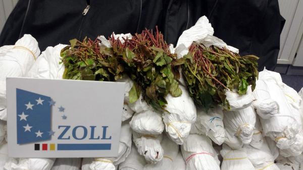 Bild 1 von 1: 2016 hat der Zoll bundesweit knapp zwei Millionen Tabletten Ecstasy sowie über neun Tonnen Kokain, Marihuana und Amphetamine sichergestellt.