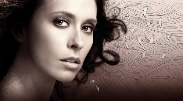Bild 1 von 27: (2. Staffel) - Melinda Gordon (Jennifer Love Hewitt) ist imstande, mit den Geistern der verstorbenen Menschen zu kommunizieren. Sie hilft den Geistern und den lebenden Menschen, obwohl sie häufig mit Skepsis konfrontiert wird.
