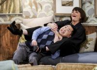 2 Broke Girls