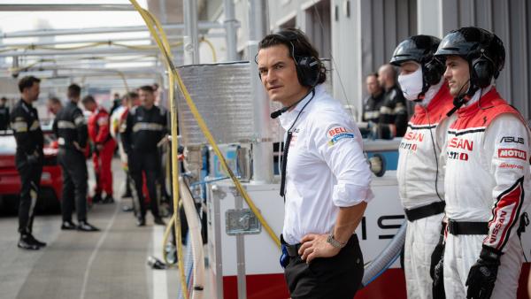 Bild 1 von 5: Der erfolgsgetriebene Marketingmanager Danny Moore (Orlando Bloom) verliert mitunter das Zwischenmenschliche aus dem Blick.