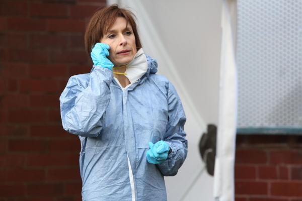 Bild 1 von 8: DCI Gill Murray (Amelia Bullmore)