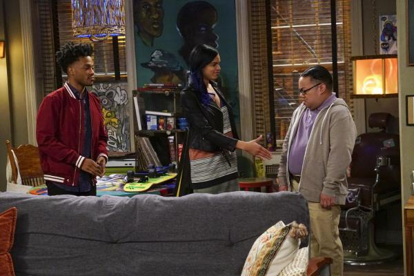 Bild 1 von 12: (v.l.n.r.) Franco Wicks (Jermaine Fowler); Tavi (Shamikah Martinez); Zale (Reggie De Leon)