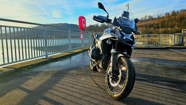 Bild 1 von 3: .