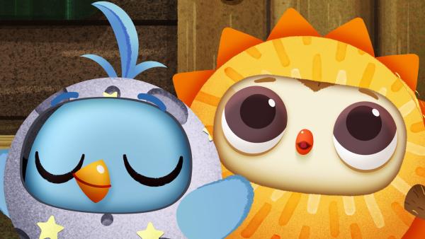 Bild 1 von 1: Um den Camperchen die nahende Sonnenfinsternis zu erklären, verkleiden sich Doodle und Odo als Mond und Sonne.© KiKA/Sixteen South & Letko - Honorarfreie Verwendung gemäß AGB im redaktionellen Zusammenhang mit genannter Sendung bei Nennung \