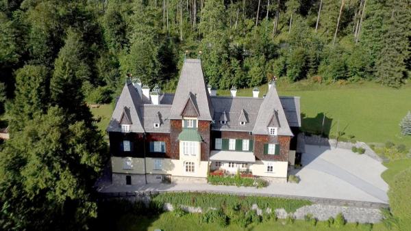 Bild 1 von 11: Im Bild: Jagdschloss.