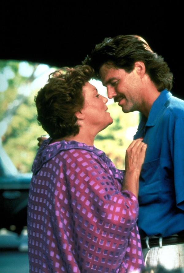Bild 1 von 2: Im Bild: Tyne Daly (Dolores), Greg Evigan (Harold).