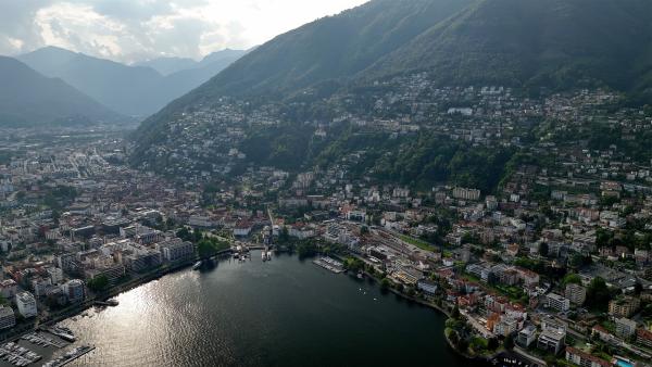 Bild 1 von 18: .
