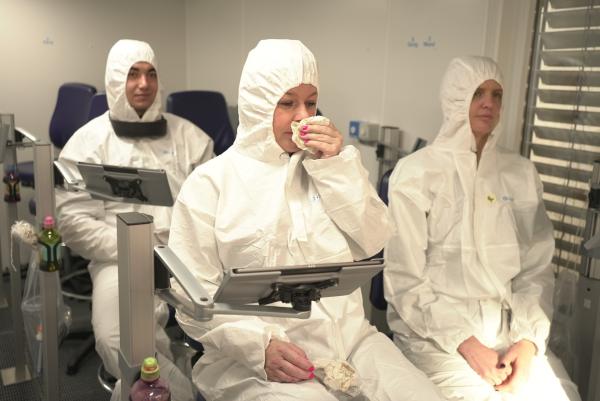 Bild 1 von 12: .