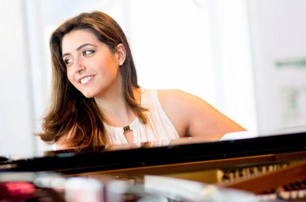 Bild 1 von 3: Pianistin Sophie Pacini