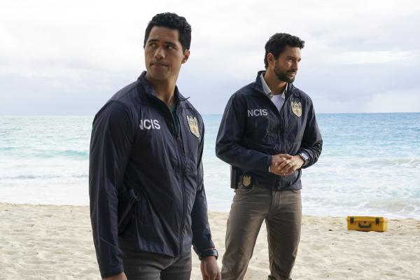 Bild 1 von 11: Kai Holman (Alex Tarrant, l.); Jesse Boone (Noah Mills, r.)