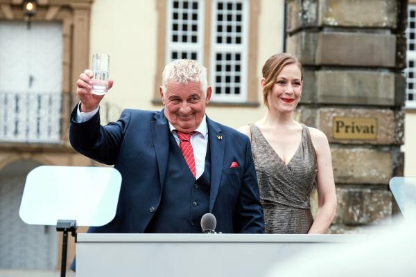 Bild 1 von 19: 