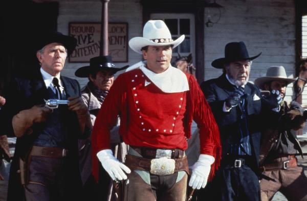 Bild 1 von 5: Bob Barber (Patrick Wayne)