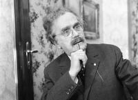 Hallo, Hotel Sacher?Portier! - Damen und Sachertorten