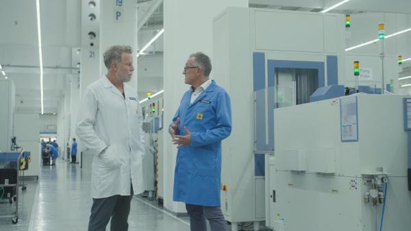 Bild 1 von 10: Jenke von Wilmsdorff (l.)