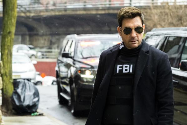 Bild 1 von 10: Remy Scott (Dylan McDermott)