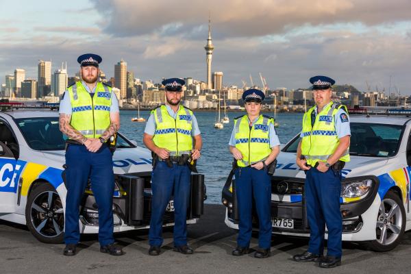 Bild 1 von 8: Police Force - Einsatz in Neuseeland