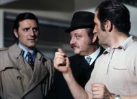 Tatort: Weißblaue Turnschuhe