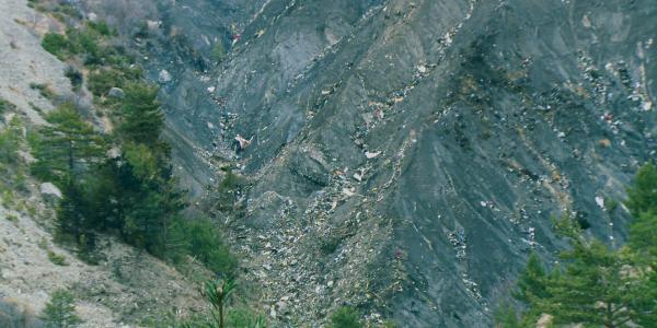 Bild 1 von 6: Im Bild: Absturzort in den südfranzösischen Alpen.
