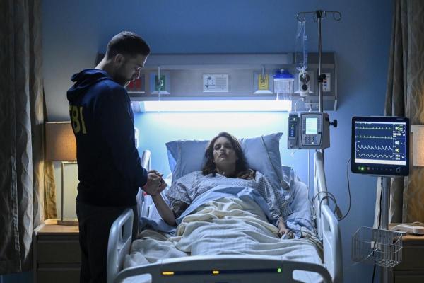 Bild 1 von 8: Special Agent Omar Adom 'OA' Zidan (Zeeko Zaki, l.); Special Agent Maggie Bell (Missy Peregrym, r.)