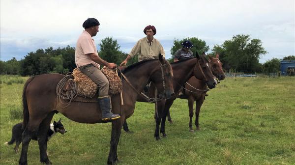 Bild 1 von 7: Gauchos sind die die Cowboys Südamerikas und kleiden sich traditionell, wie schon ihre Väter und Urgroßväter.